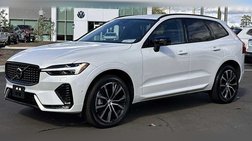 2025 Volvo XC60 B5 Plus Dark Theme