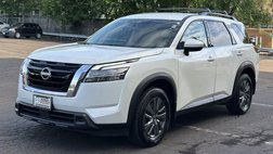 2022 Nissan Pathfinder SV