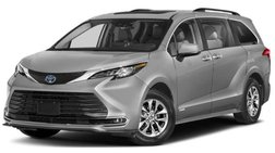 2024 Toyota Sienna XLE 7-Passenger