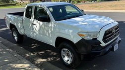 2016 Toyota Tacoma SR