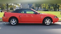2004 Ford Mustang Deluxe