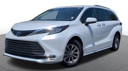 2023 Toyota Sienna XLE