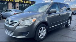 2010 Volkswagen Routan SE