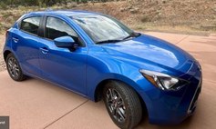 2020 Toyota Yaris Hatchback LE