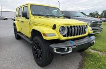 2024 Jeep Wrangler Sahara 4xe