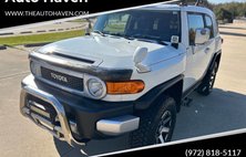 2014 Toyota FJ Cruiser Base