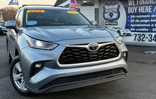 2021 Toyota Highlander LE
