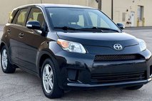 2014 Scion xD Base