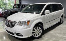 2016 Chrysler Town and Country Touring