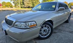 2006 Lincoln Town Car Signature Limited
