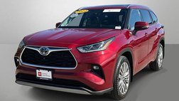 2022 Toyota Highlander Hybrid Platinum