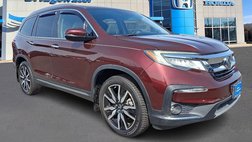 2019 Honda Pilot Touring w/Rear Captain's Chairs