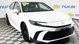 2025 Toyota Camry Hybrid SE