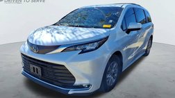 2022 Toyota Sienna XLE