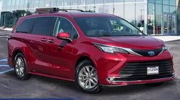 2022 Toyota Sienna XLE 8-Passenger