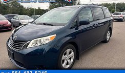 2011 Toyota Sienna LE