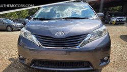 2011 Toyota Sienna XLE 8-Passenger