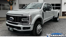2026 Ford F-450 Super Duty Platinum