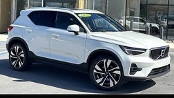 2023 Volvo XC40 B5 Ultimate Bright Theme