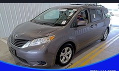 2012 Toyota Sienna LE 7-Passenger