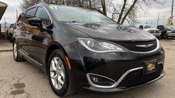2017 Chrysler Pacifica Touring L FWD