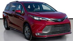 2022 Toyota Sienna XLE 7-Passenger