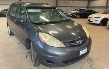 2006 Toyota Sienna CE 8 Passenger