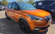 2019 Nissan Kicks SR