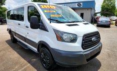 2016 Ford Transit 350 Wagon Low Roof XLT 60/40 Pass. 148-in. WB