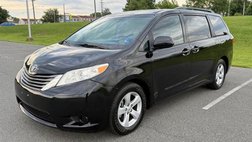 2017 Toyota Sienna LE 7-Passenger Auto Access Sea