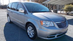 2016 Chrysler Town and Country Limited Platinum