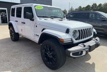 2025 Jeep Wrangler Sahara 4WD