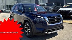 2025 Nissan Pathfinder Platinum
