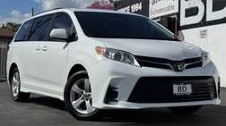 2019 Toyota Sienna LE 7-Passenger FWD with Auto-Access Seat