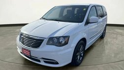 2016 Chrysler Town and Country S