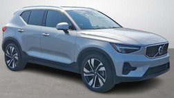 2023 Volvo XC40 B5 Plus Bright Theme