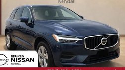2022 Volvo XC60 B5 Momentum
