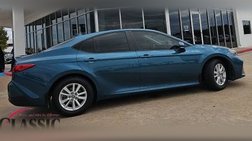 2025 Toyota Camry Hybrid LE