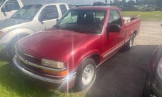 2000 Chevrolet S-10 LS