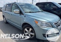 2009 Volkswagen Routan SEL Premium