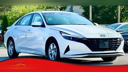 2022 Hyundai Elantra SE