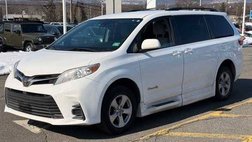 2018 Toyota Sienna LE