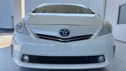 2013 Toyota Prius v Five