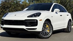 2022 Porsche Cayenne Turbo S E-Hybrid Coupe
