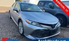 2019 Toyota Camry Hybrid XLE