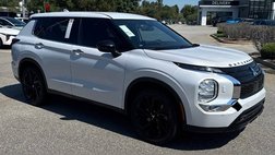 2023 Mitsubishi Outlander Black Edition