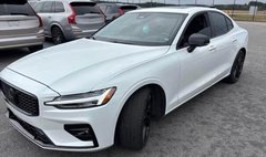 2024 Volvo S60 B5 Plus Black Edition