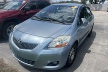 2009 Toyota Yaris S