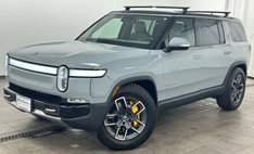 2023 Rivian R1S Adventure