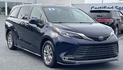 2023 Toyota Sienna XLE